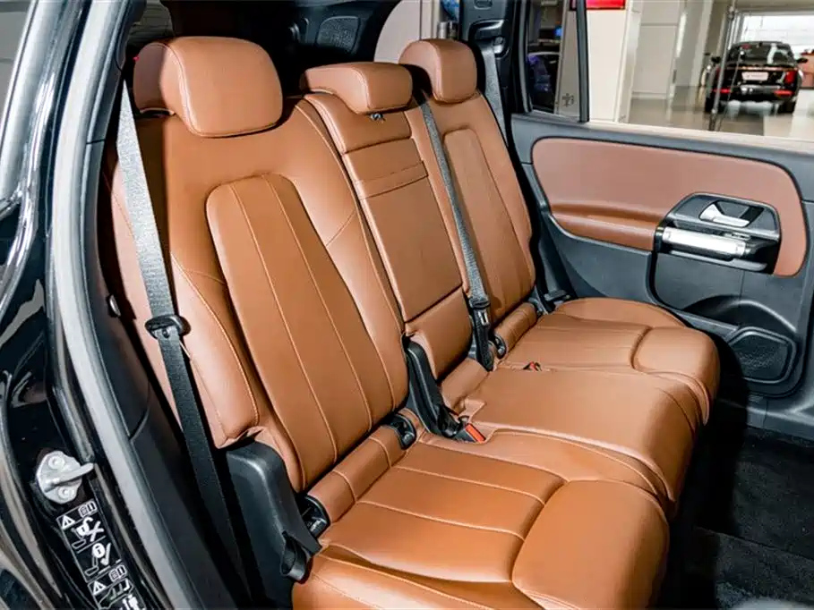 MERCEDES BENZ GLB 2023