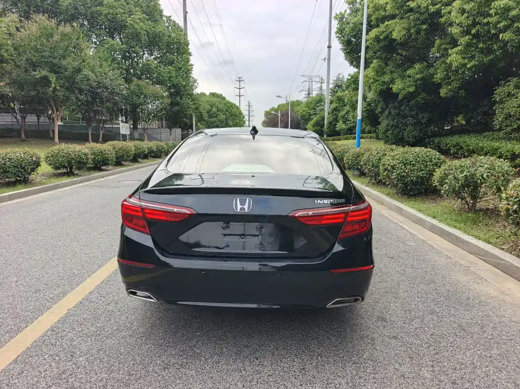 HONDA INSPIRE 2019