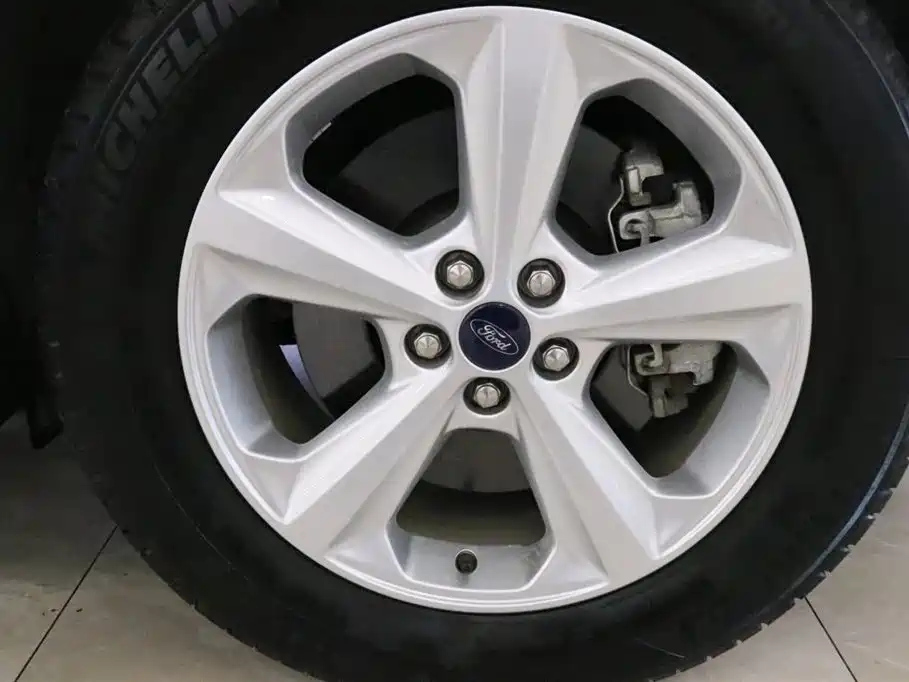 FORD EDGE 2019