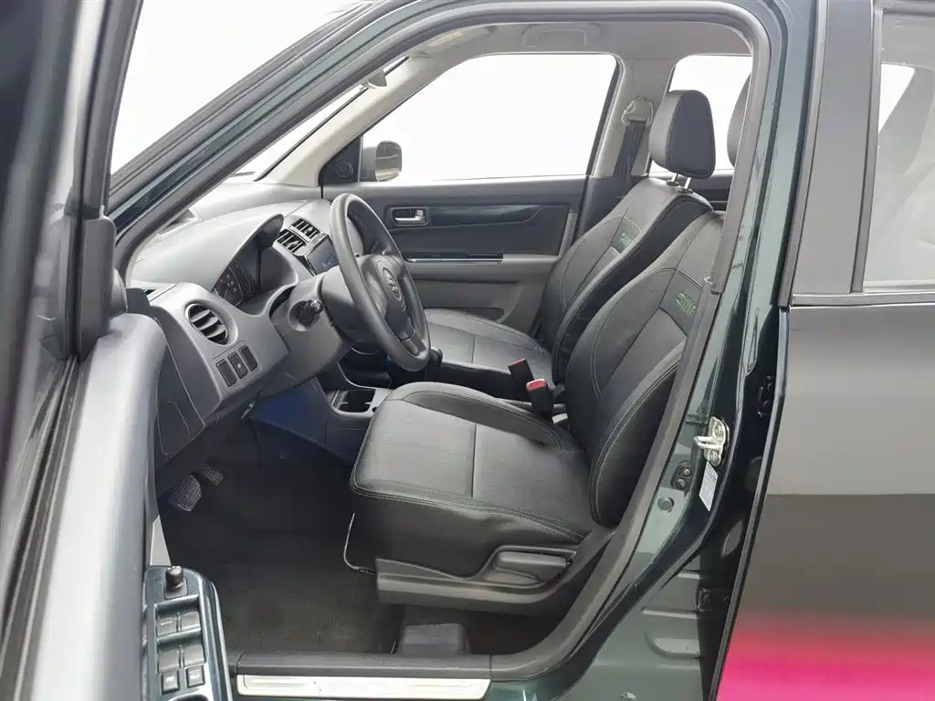 SUZUKI SWIFT 2017