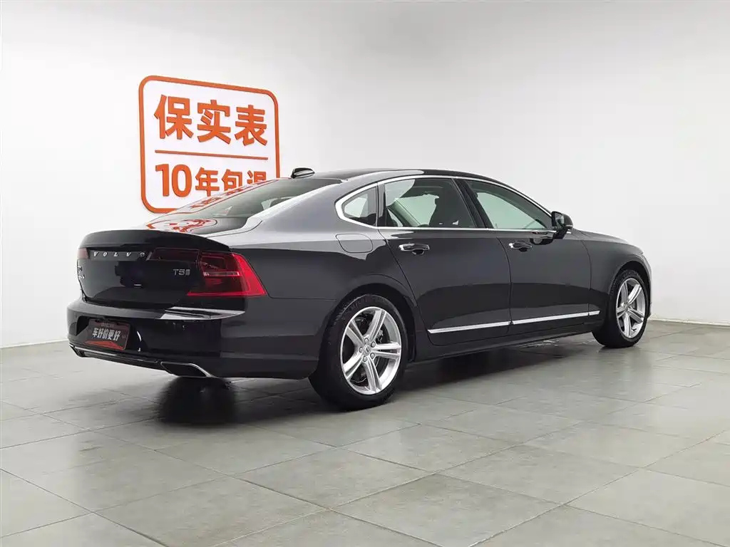 VOLVO S90 2019