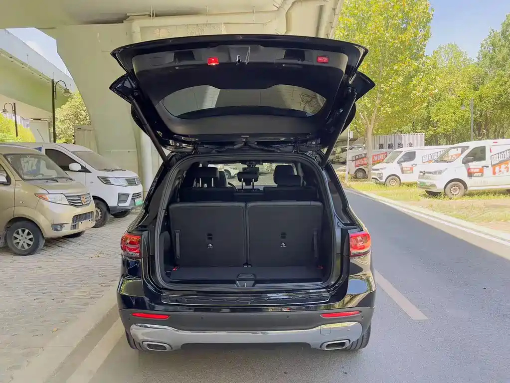 MERCEDES BENZ GLB 2020