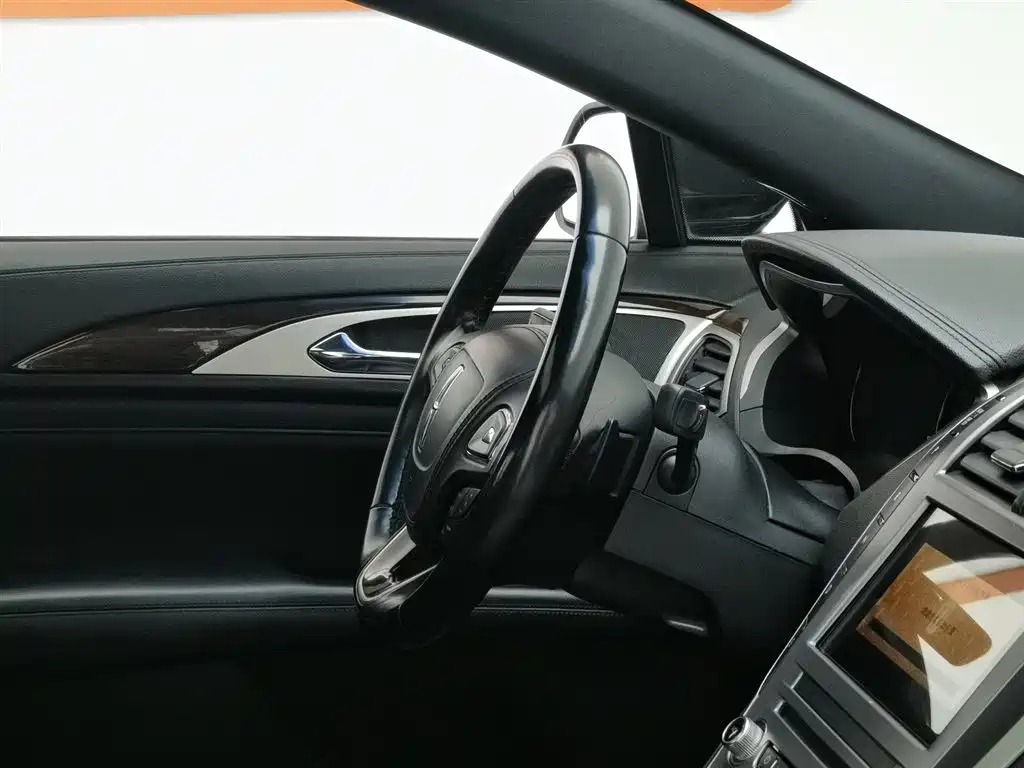 LINCOLN MKZ 2018