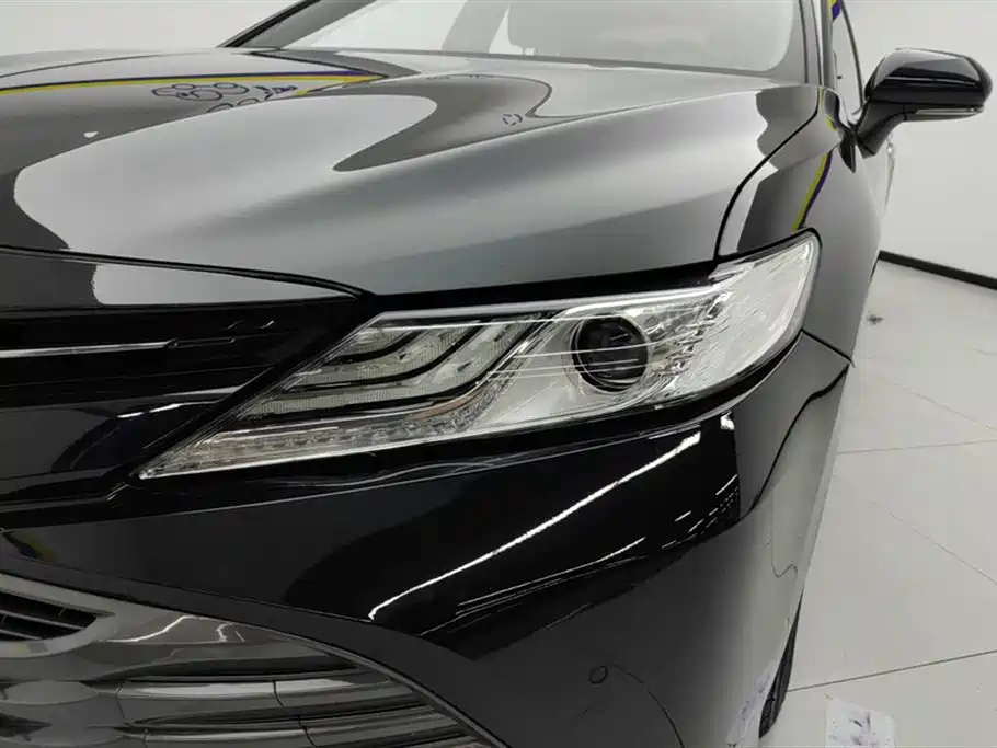TOYOTA CAMRY 2018