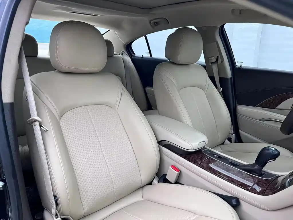 BUICK LACROSSE 2013