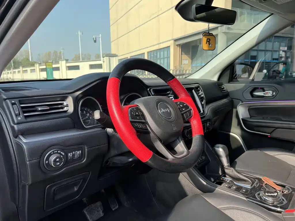 JEEP BIG 指挥官 2022