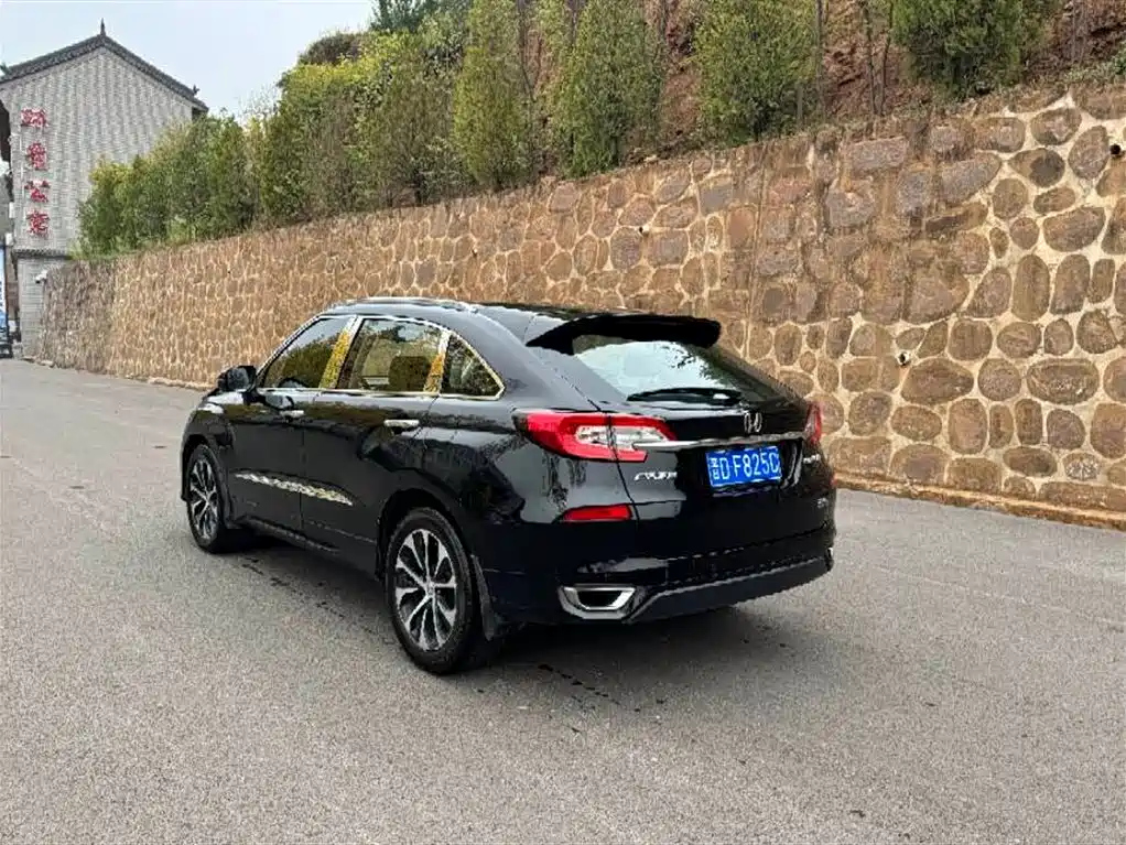 HONDA AVANCIER 2019