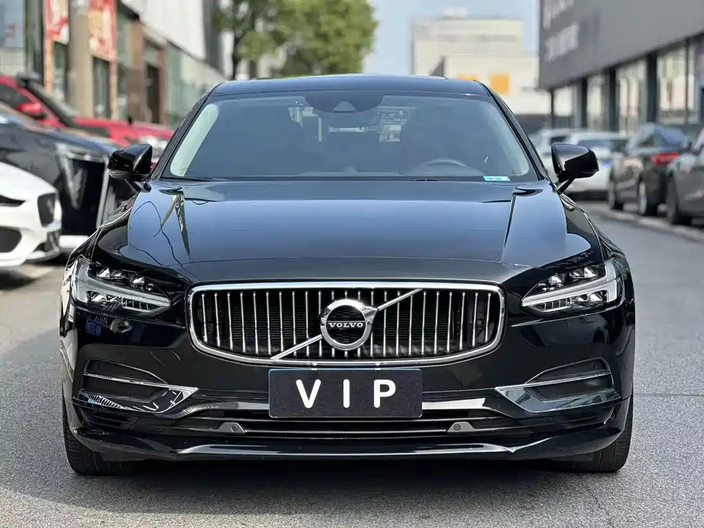 VOLVO S90 2018