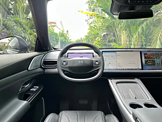 XPENG MOTORS G9  2025 YEAR 625  RANGE MAX 2025