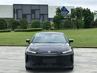 CHANGAN UNI-V SMART IDD 2024