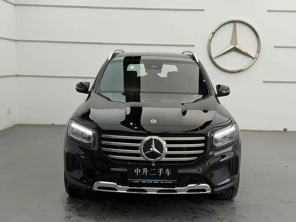MERCEDES BENZ GLB 2025