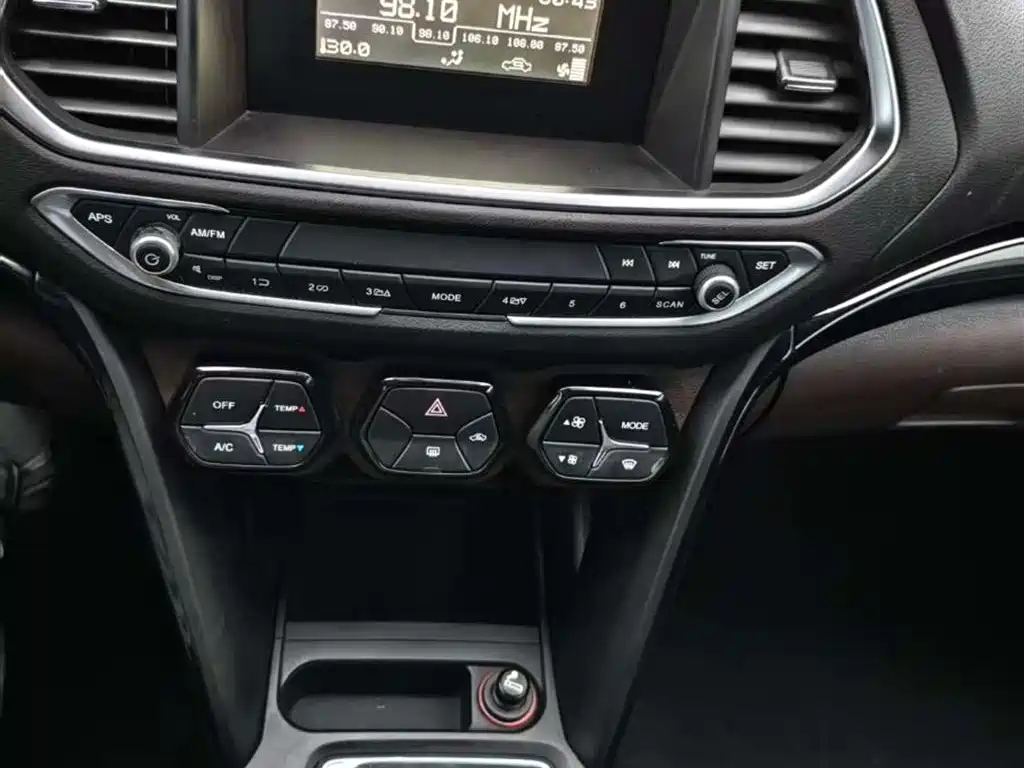 TRUMPCHI GS4 2015