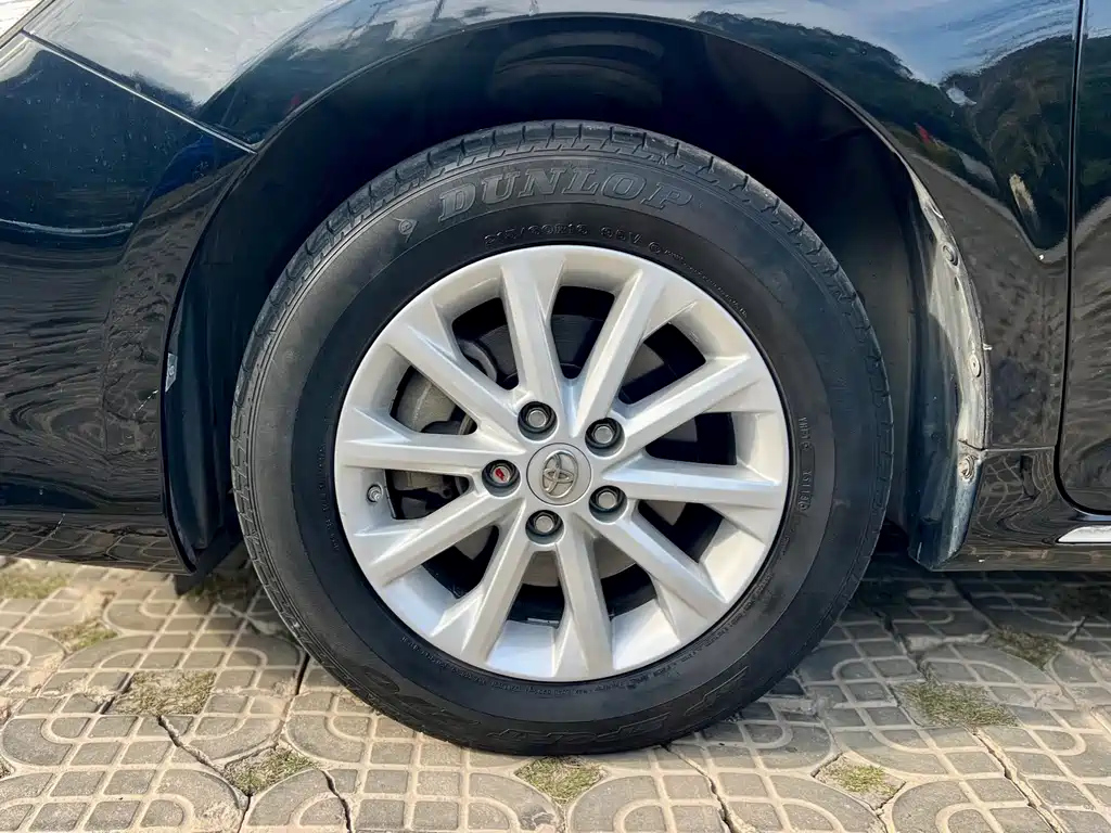 TOYOTA CAMRY 2013