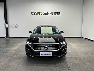 VOLKSWAGEN PASSAT 2024