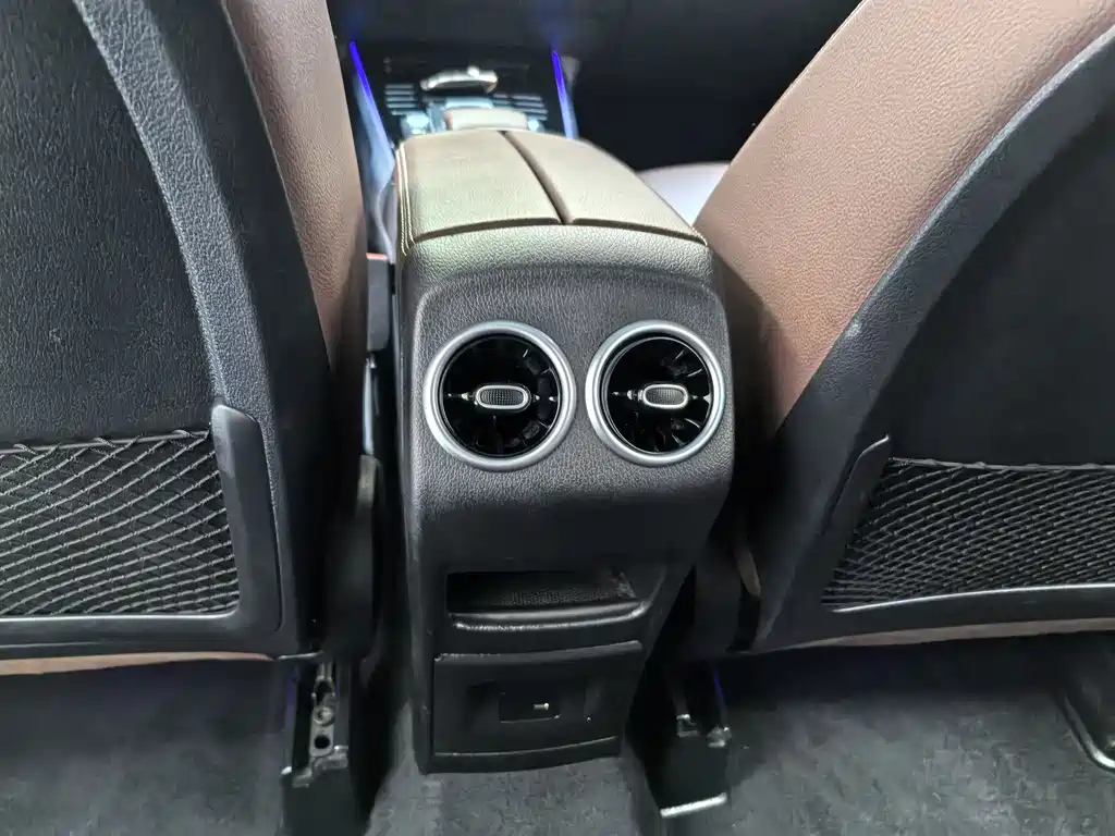 MERCEDES BENZ GLB 2022