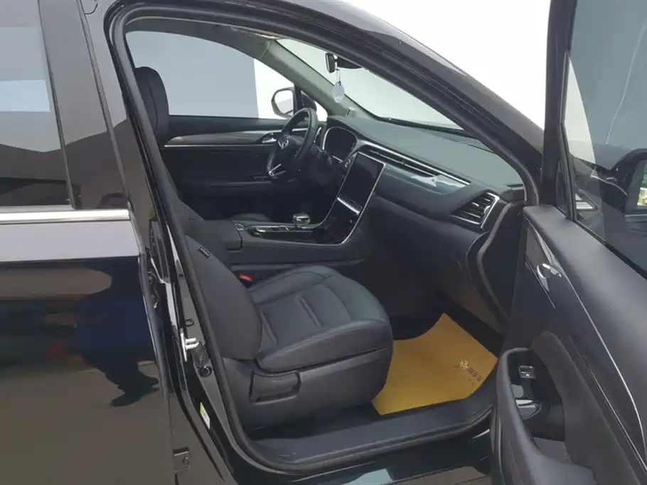 TRUMPCHI GS4 PLUS 2022