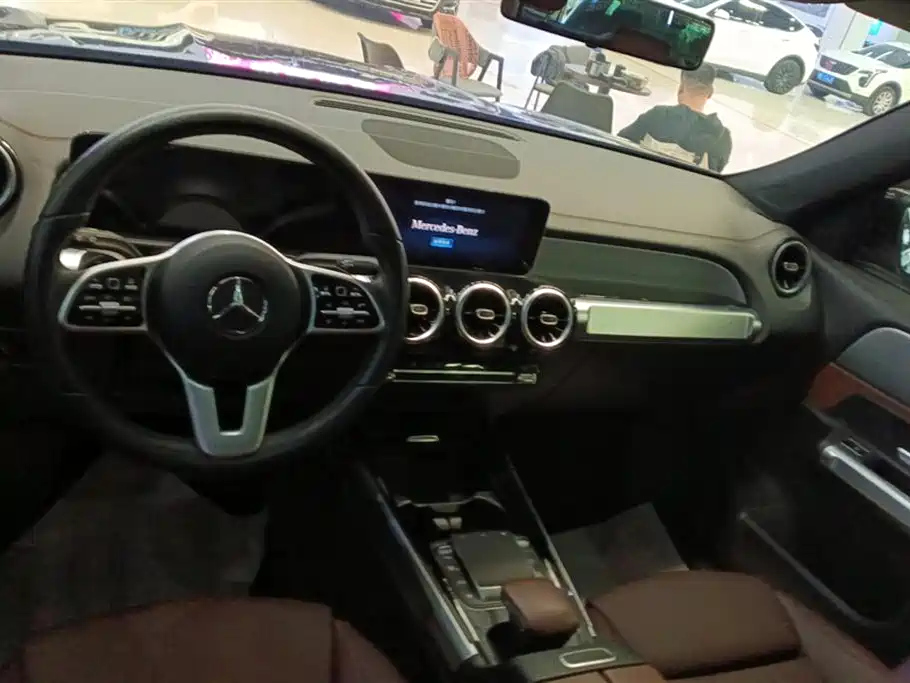 MERCEDES BENZ GLB 2020