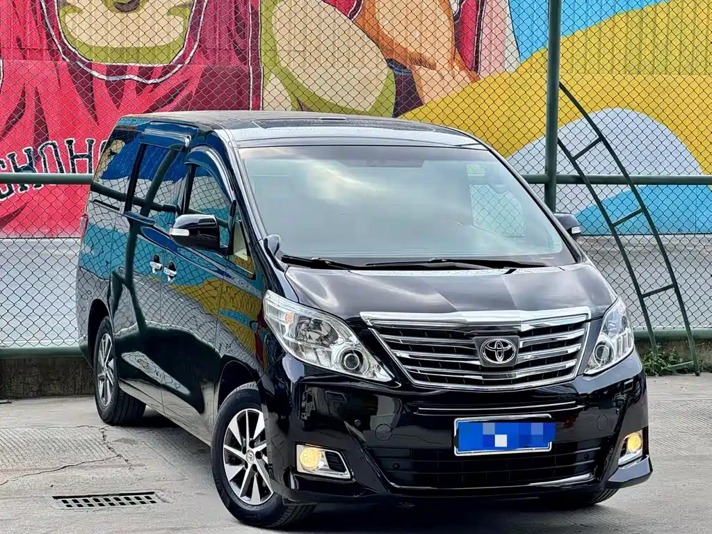 TOYOTA ALPHARD 2012