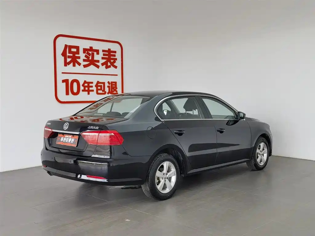 VOLKSWAGEN LAVIDA 2013