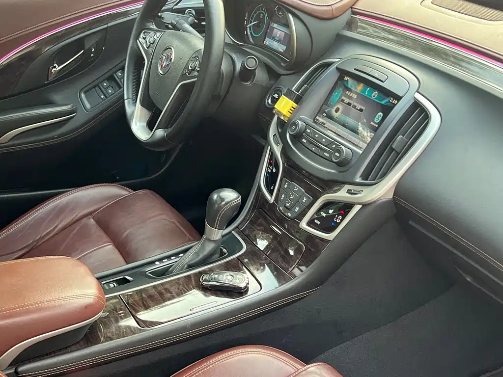 BUICK LACROSSE 2014