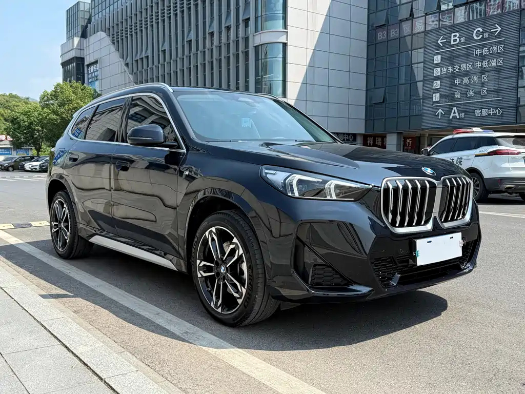BMW X1 2025