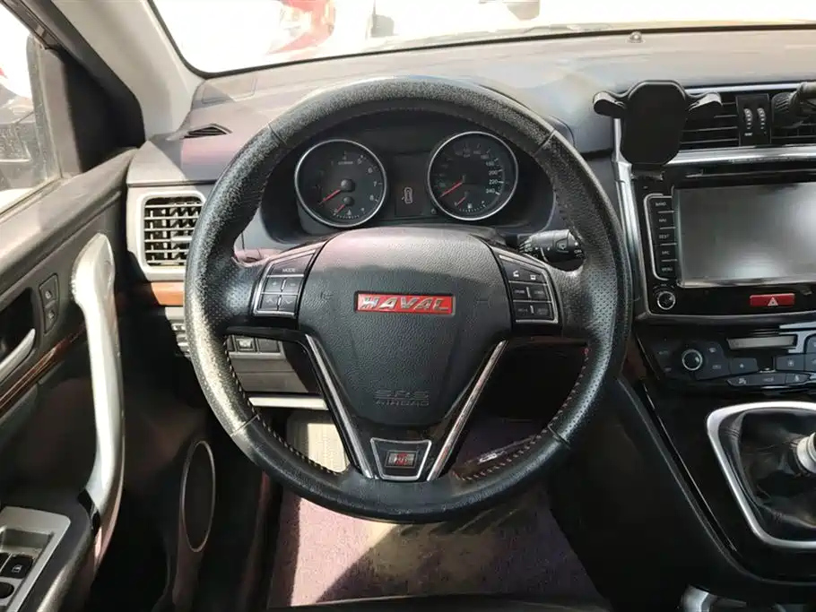 HAVAL H6 2015