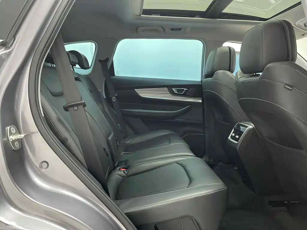 CHERY TIGGO 8 2021