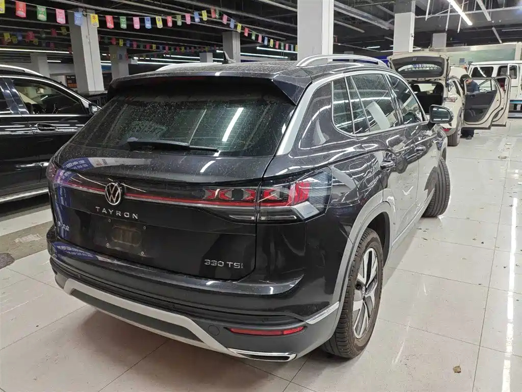 VOLKSWAGEN TAYRON 2022