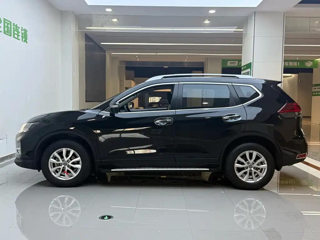 NISSAN X-TRAIL 2021