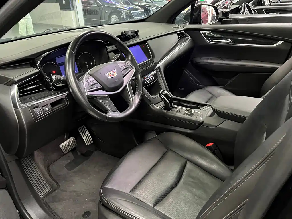 CADILLAC XT5 2020