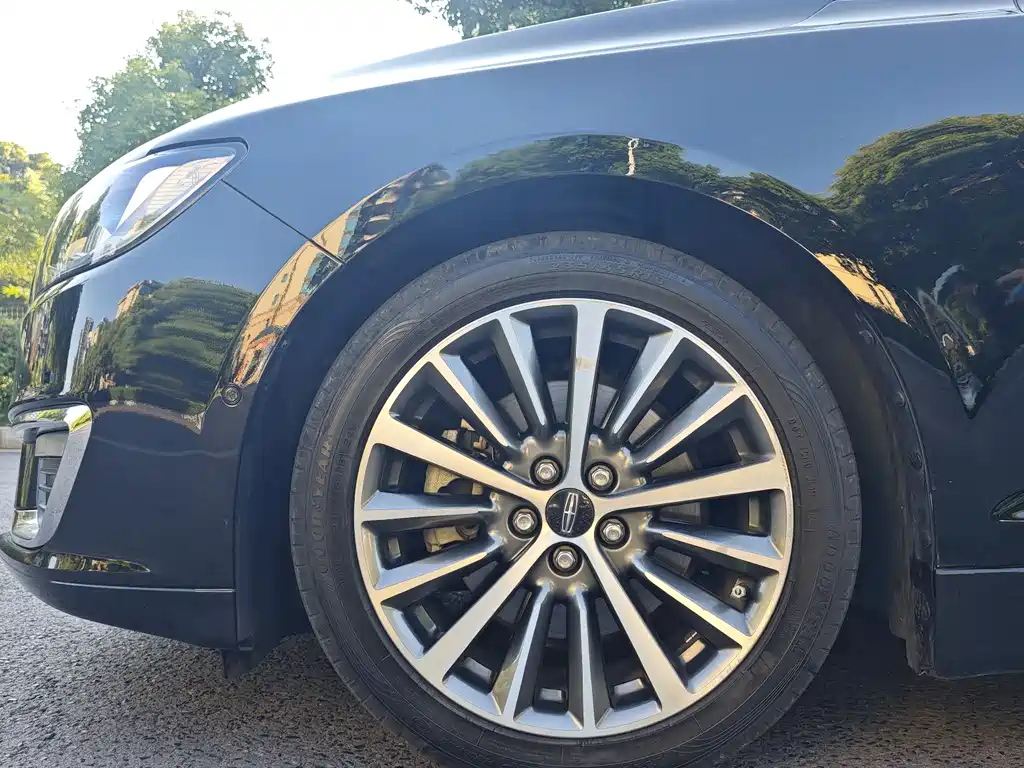 LINCOLN MKZ 2018