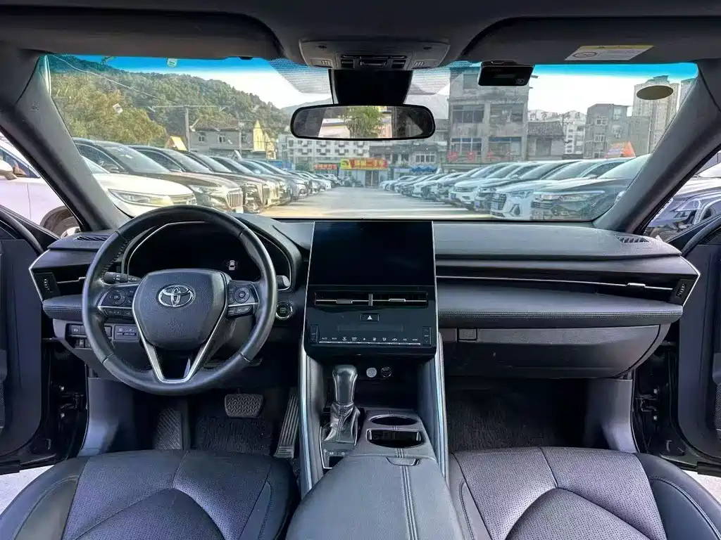 TOYOTA AVALON 2023