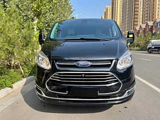 FORD TOUREO 2020