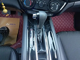 HONDA VEZEL  2020 YEAR 1.5L CVT PIONEER EDITION 2020