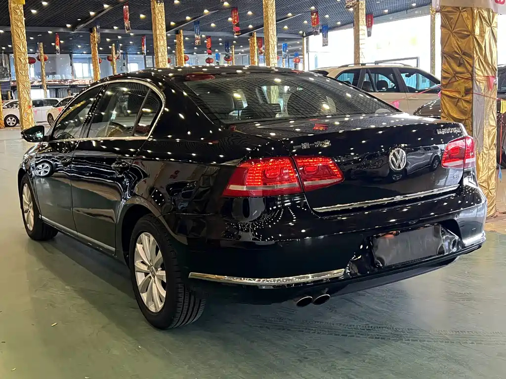 VOLKSWAGEN MAGOTAN 2015
