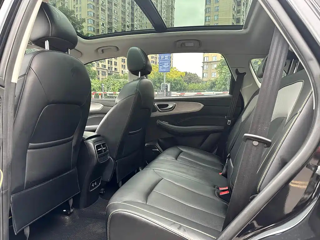 ROEWE RX5 2021
