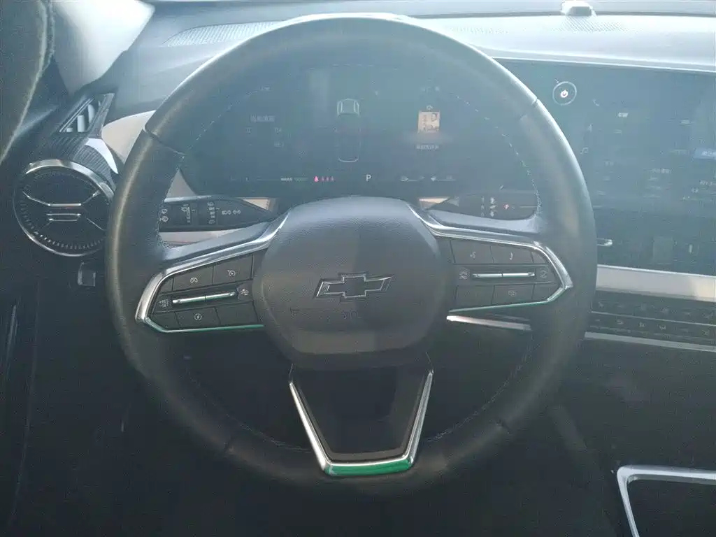 CHEVROLET EXPLORER PLUS 2025