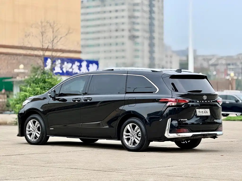 TOYOTA SIENNA SIENNA 2025