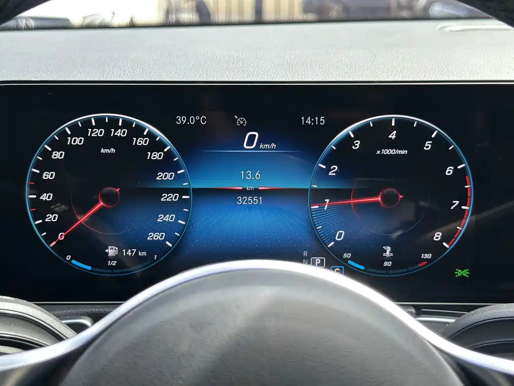 MERCEDES BENZ GLB 2022