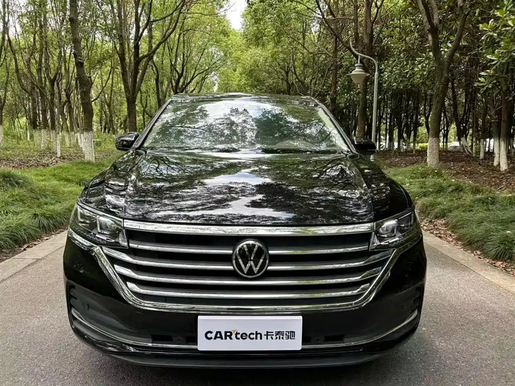 VOLKSWAGEN VILORAN 2024