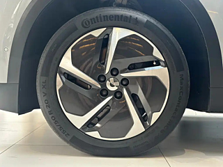 NIO ES8  2023 YEAR 75KWH  EDITION 2023