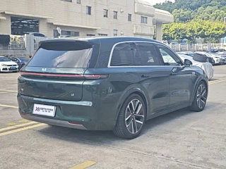 LI AUTO L8  2024 YEAR PRO 2024