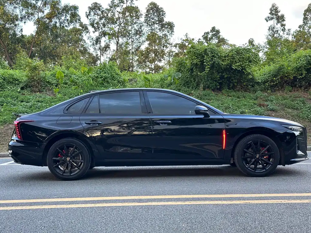 HONGQI H5 2025