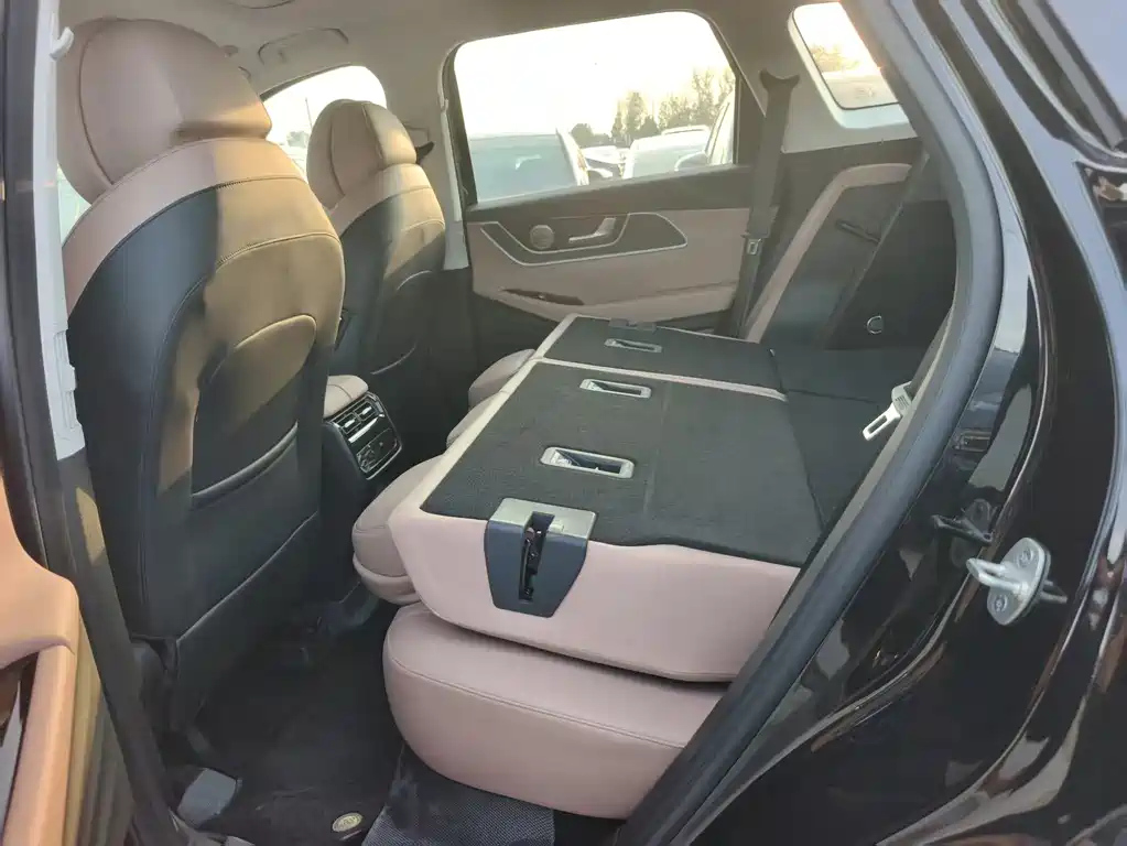 CHERY TIGGO 8 L 2025