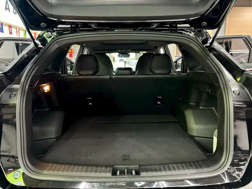 GEELY GALAXY GALAXY L7 2023