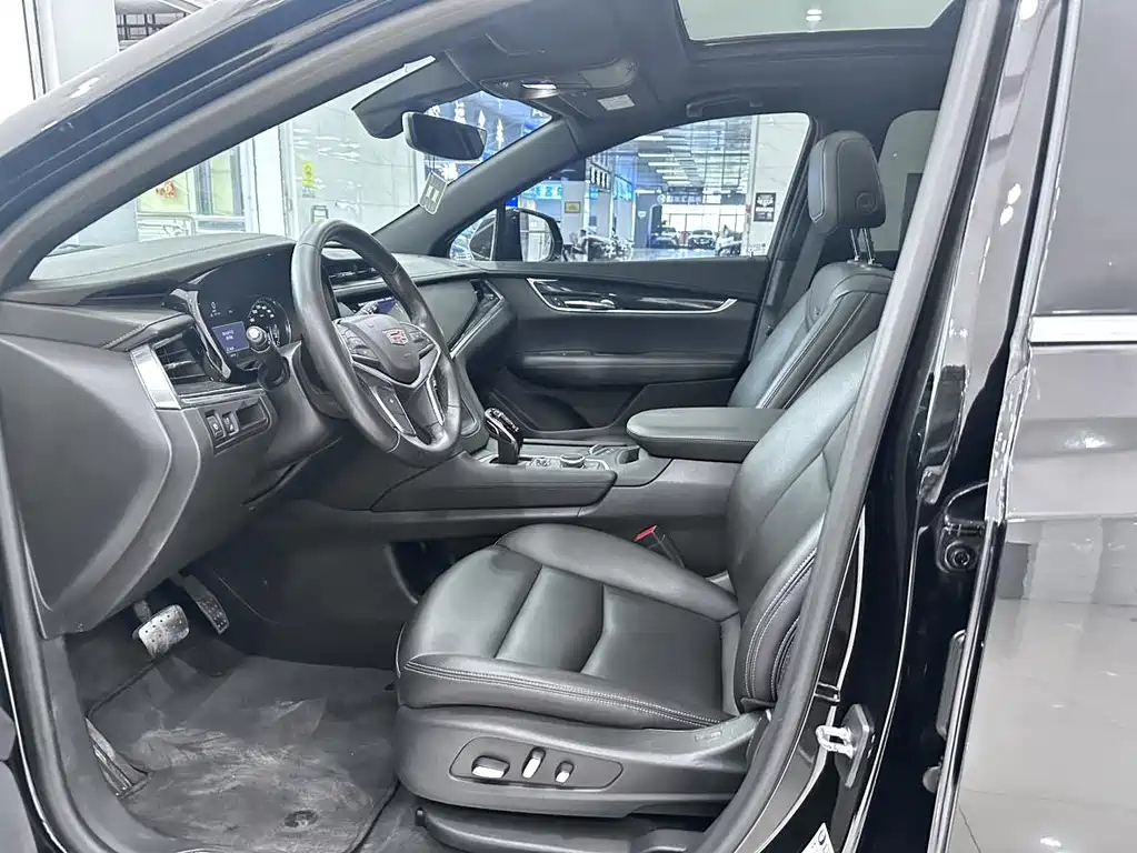 CADILLAC XT5 2020