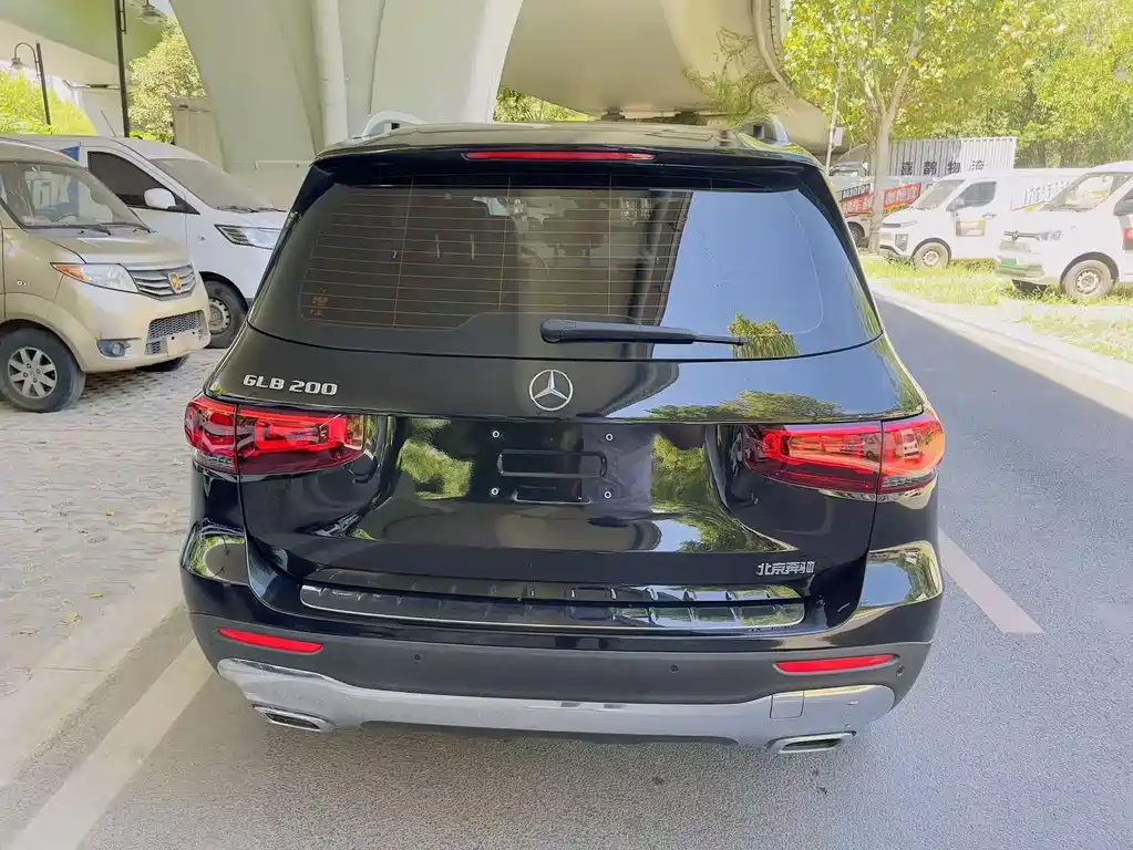 MERCEDES BENZ GLB 2020