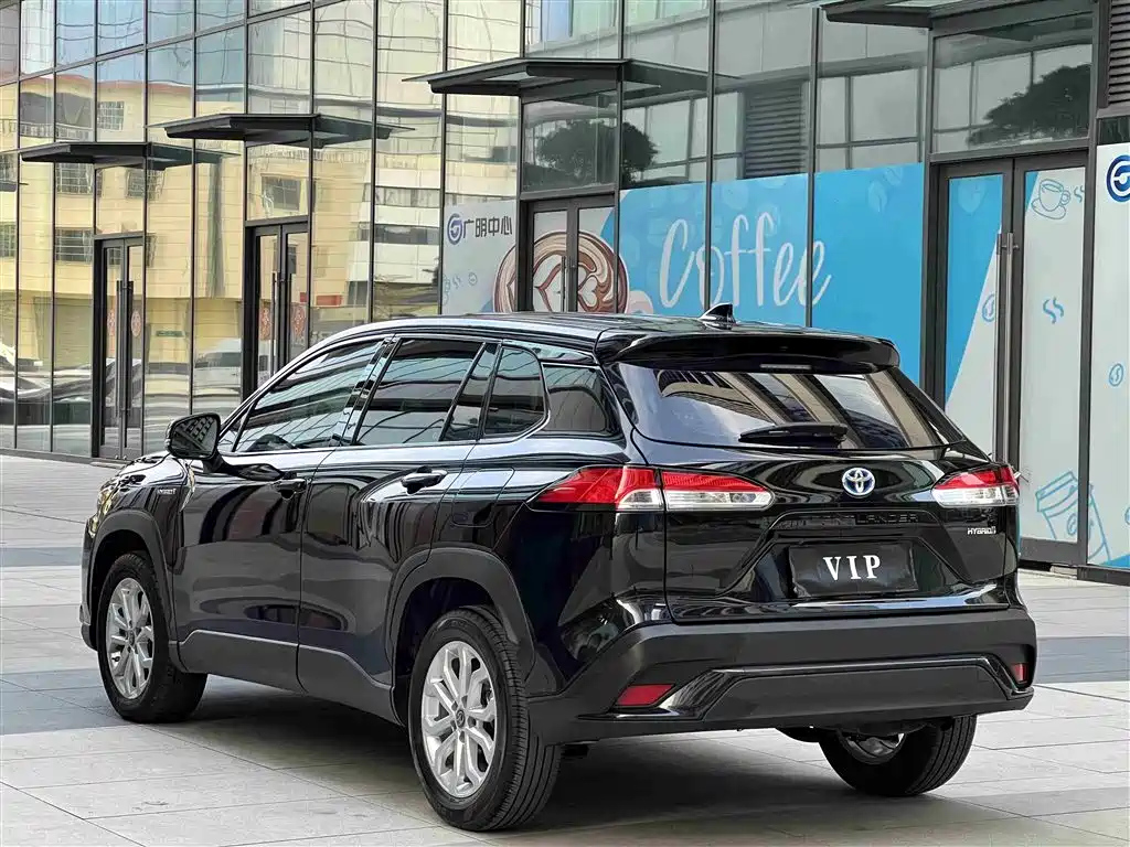 TOYOTA FRONTLANDER 2024