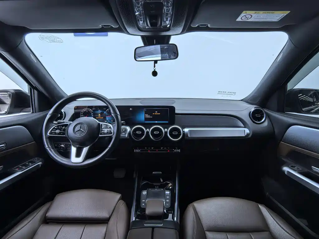 MERCEDES BENZ GLB 2022