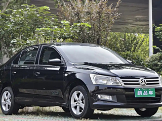 VOLKSWAGEN SANTANA 2013